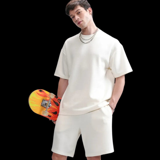 MEN'S T-SHIRT AND SHORTS