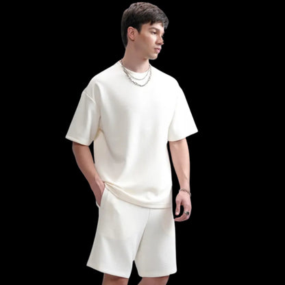 MEN'S T-SHIRT AND SHORTS